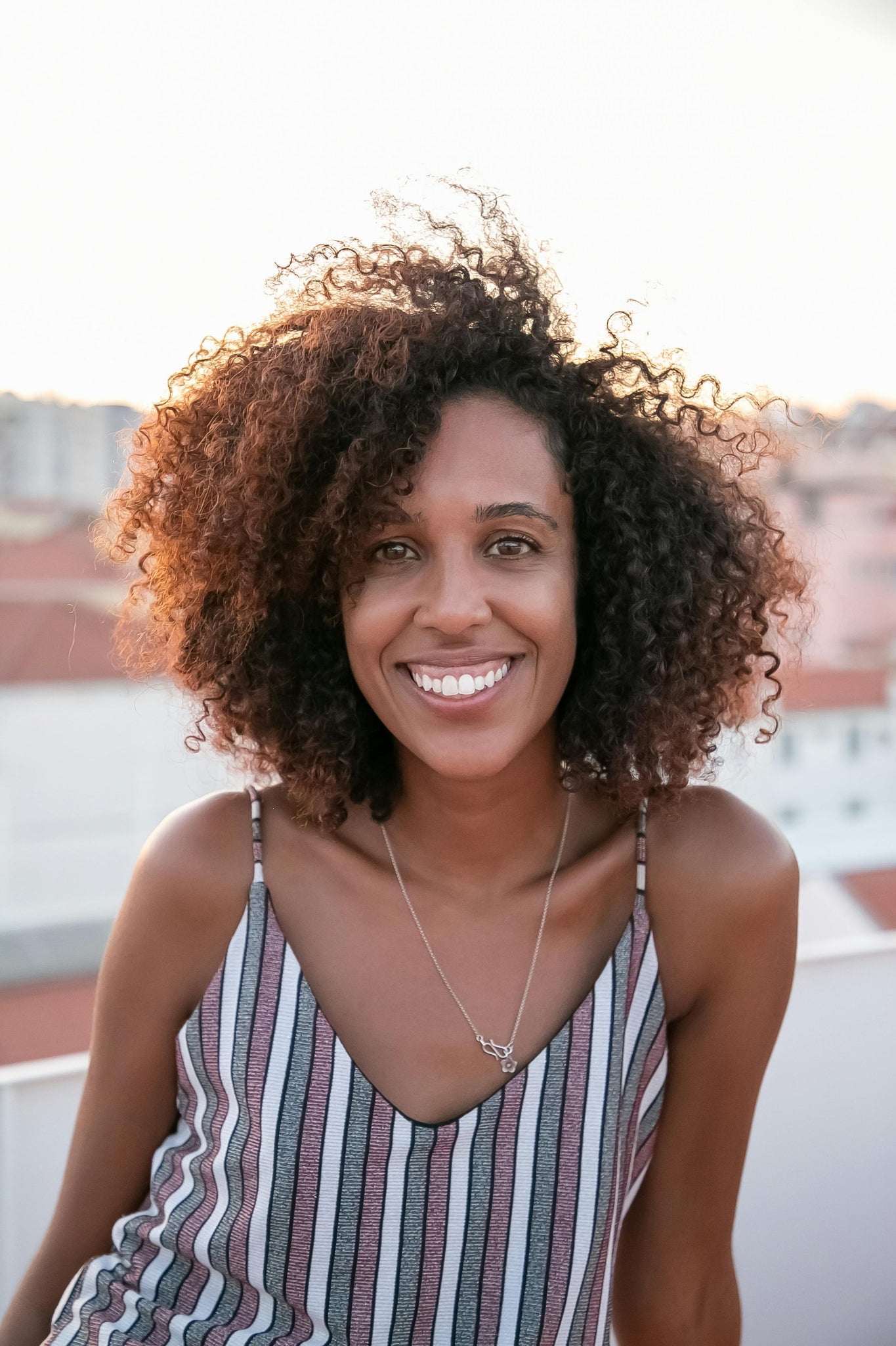 Mode durable & marques éthiques : et si la soie de mûrier devenait votre alliée écoresponsable ?