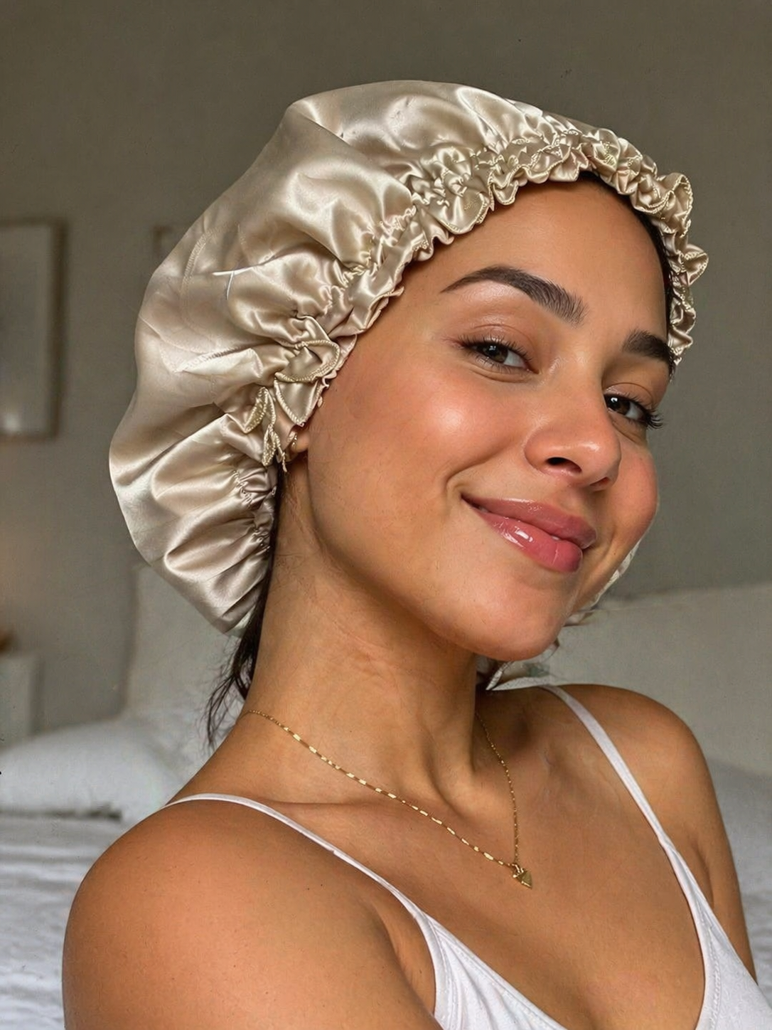 Bonnet en Soie : Réparez vos Cheveux en Douceur