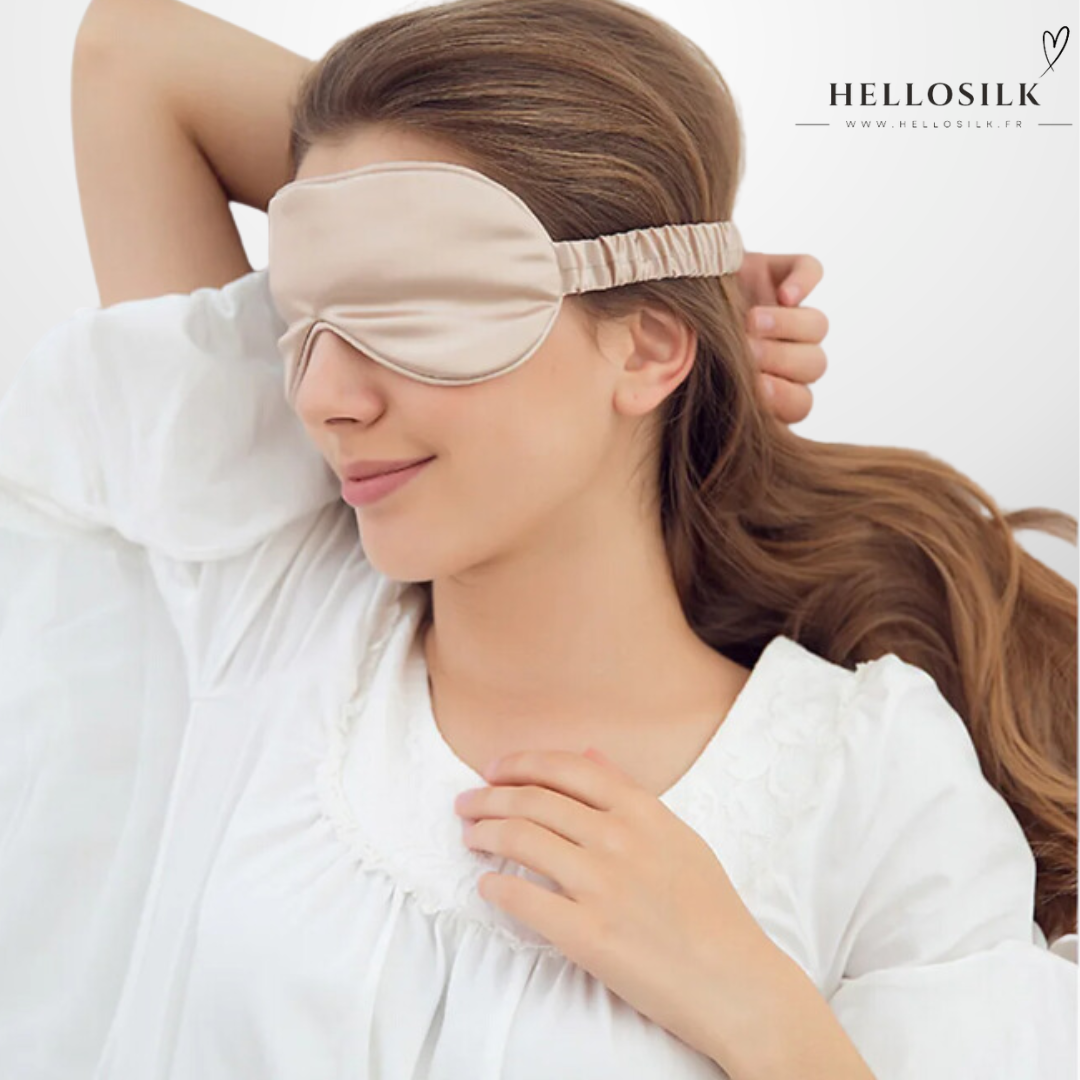 Masque de Nuit en Soie : Réduisez les Cernes et Protégez Vos Cils